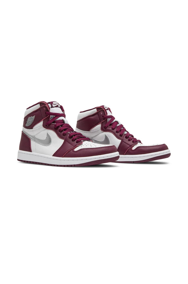 sneakers Air Jordan 1 High Bordeaux white interno con swoosh 