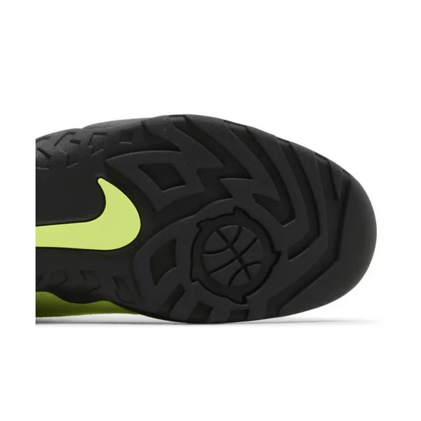  Sneaker Nike SB Darwin Low Supreme Volt Yellow 